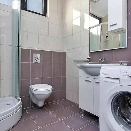 Maslina With Heated Pool *