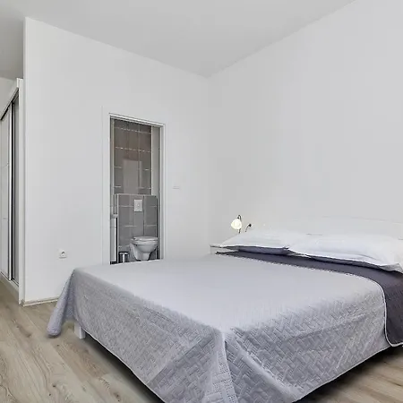 Holiday home Maslina With Heated Pool
